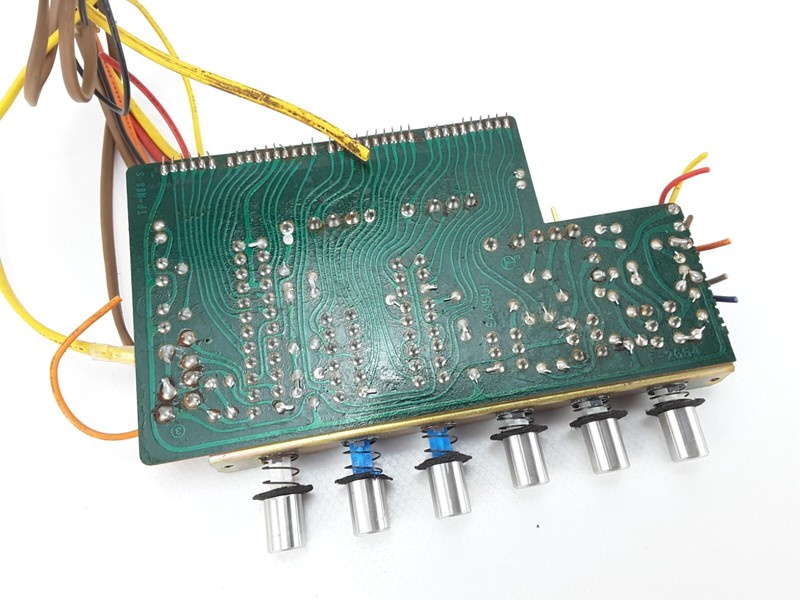 SANSUI 8080D9090DB RECEIVER PARTS: F-2654 PUSH SWITCH CIRCUIT BOARD WHIT BUTTONS gallery