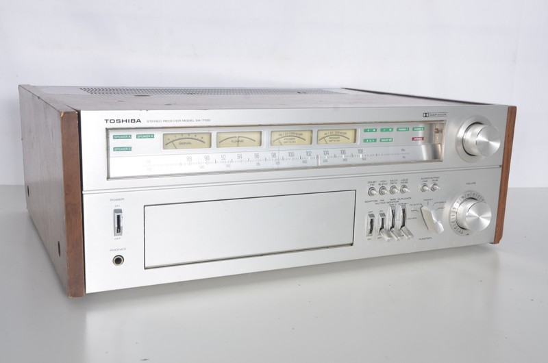 Toshiba SA-7100 Vintage Stereo Monster Receiver Tested Working Nice Shape