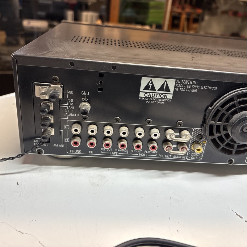 Technics SA-R377 Quartz Synthesized AM/FM Stereo Receiver gallery
