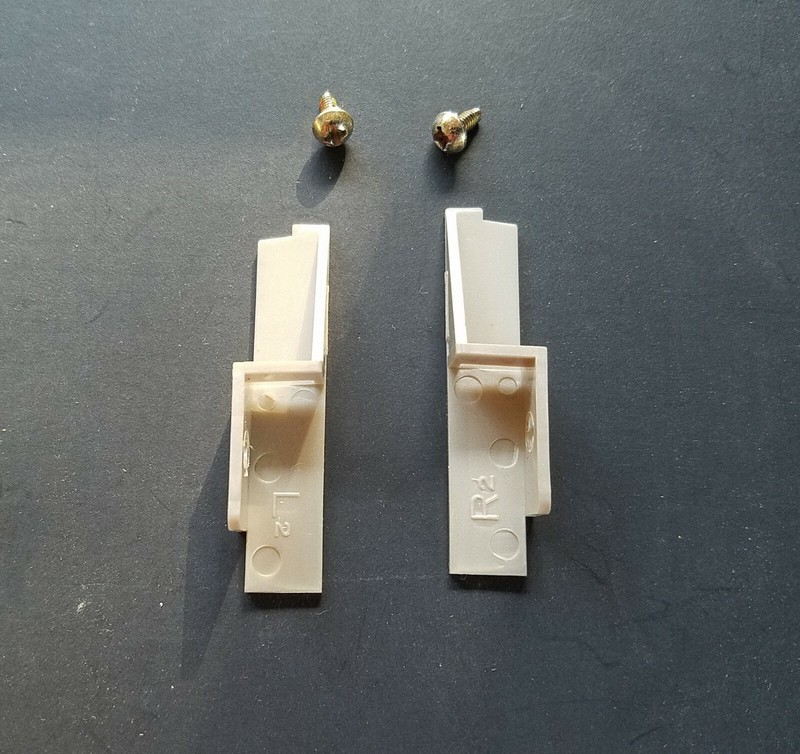 Dial Face Brackets for a Pioneer SX-550 Receiver – Brackets Only
