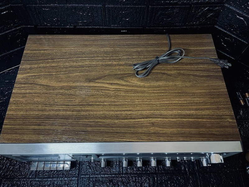 1980 Toshiba (SMC-5560) Stereo Receiver Am/FM Tuner & Cassette Tape Deck gallery
