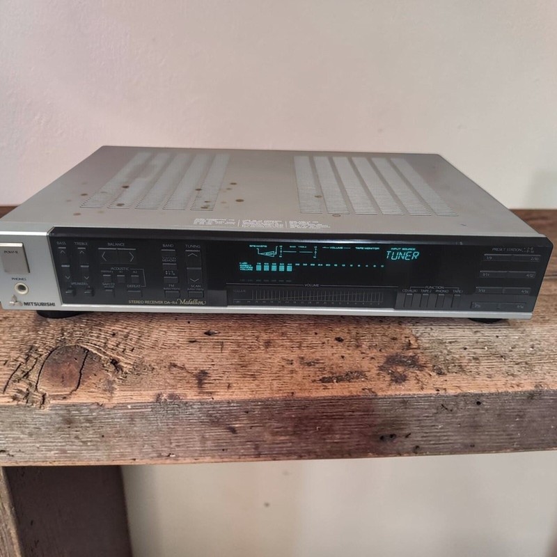 Mitsubishi DA-R4 Stereo Receiver. Vintage Hi-Fi Audio, Power Tested