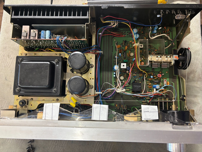 Pioneer SX-650 Stereo Receiver Vintage Am/Fm Receive, Test, Clean and Lubricate. gallery