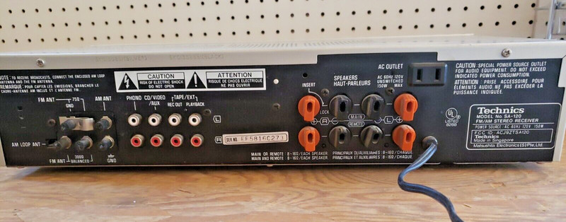 TECHNICS SA-120 VINTAGE STEREO AM/FM RECEIVER 21B gallery