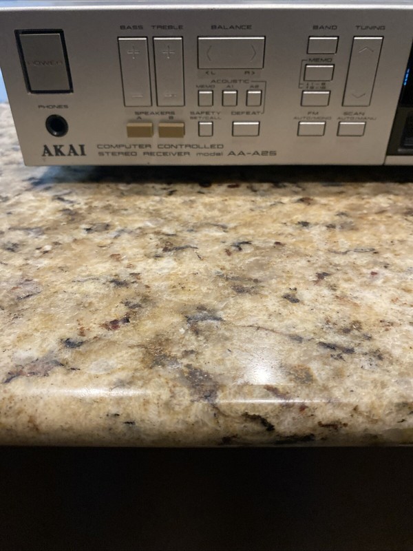 Akai AA-A25 Computer Controlled Stereo Receiver (1984-86). TESTED/WORKING