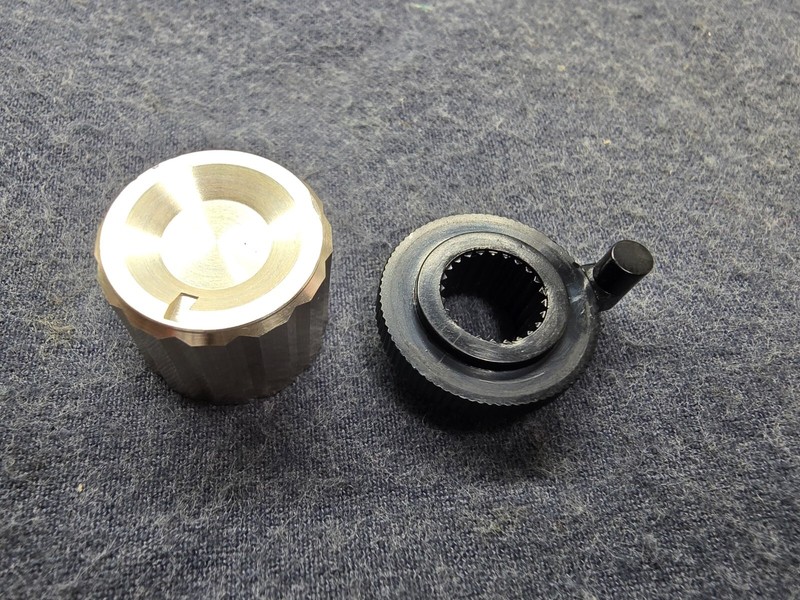 Sansui QR-4500 Receiver Part – Front Bass / Treble Knob w/ Left / Right Dial