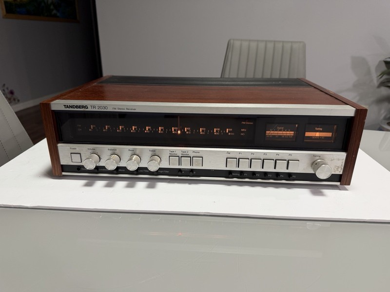 Vintage Rare Tandberg TR 2030 Stereo Receiver