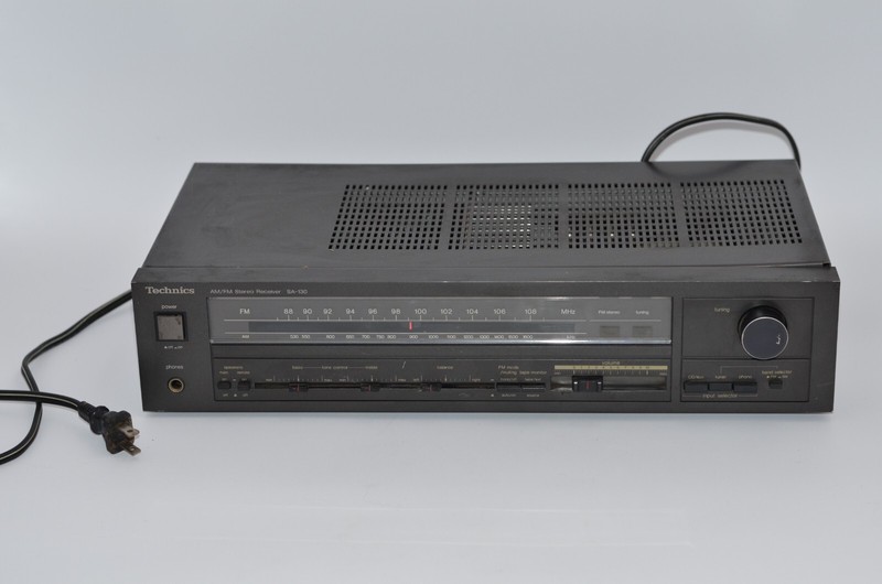 Vintage Technics SA-130 AM/FM Radio Stereo Receiver Black - For Parts