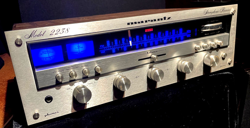 Marantz 2238 AM/FM Stereo Receiver 38 Watts Per Channel gallery