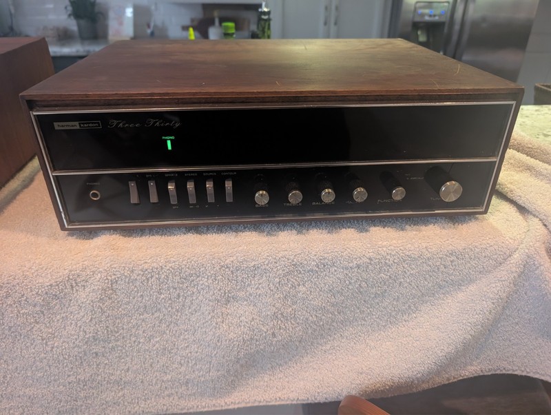 HARMAN KARDON 330 Receiver With Wood Case