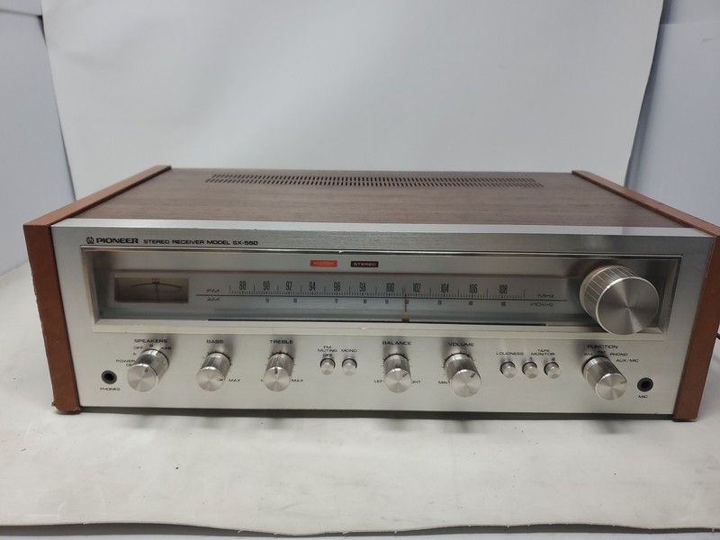 Pioneer SX-550 Vintage Radio Tuner Stereo Receiver