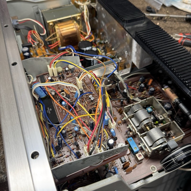 SANSUI G-4700 VINTAGE AM/FM STEREO RECEIVER - SERVICED - CLEANED - TESTED gallery