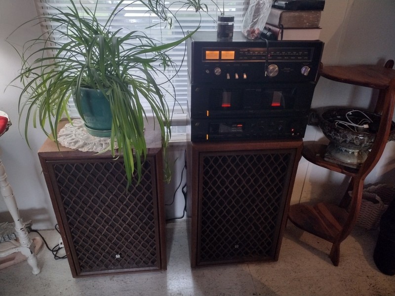 Sansui TU-590 AM/FM Stereo Tuner Vintage Stereo Audio Component Stack gallery