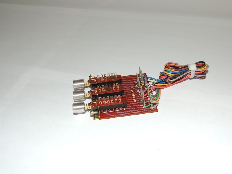 Kenwood Model Eleven Speaker Selector Switch & Knobs X13-2180-10 & K27-0015-04 gallery