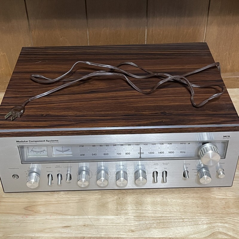 Vintage MCS Modular Component Systems 3222 Stereo Receiver Powers On FOR PARTS gallery