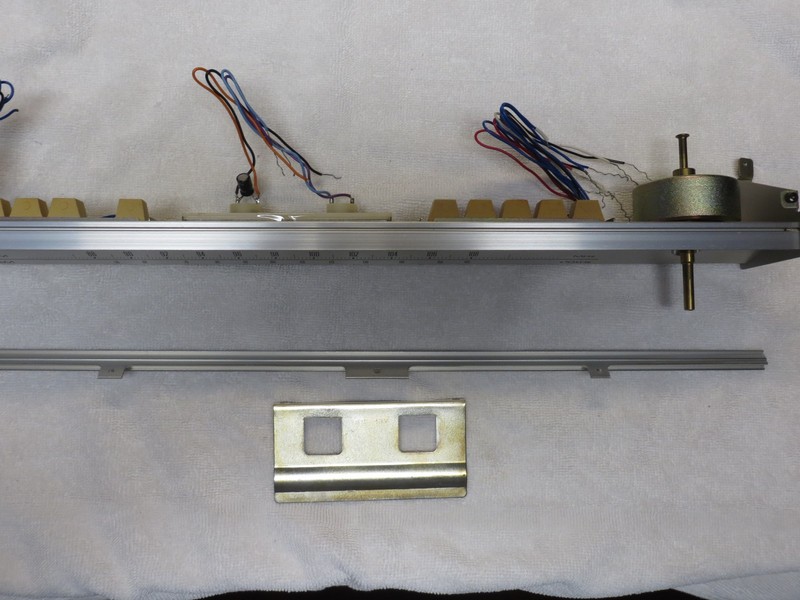 PIONEER SX-1250 STEREO RECEIVER TUNER DIAL ASSEMBLY AAG-106,LENSES,TUNER SHAFT gallery