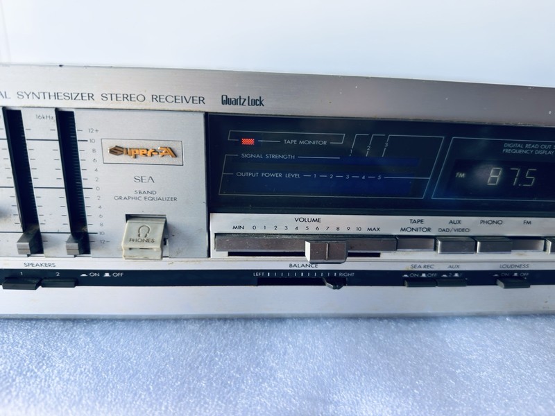 JVC R-X44 Digital Synthesizer Stereo Receiver Quartz Lock 5-Band Equalizer gallery