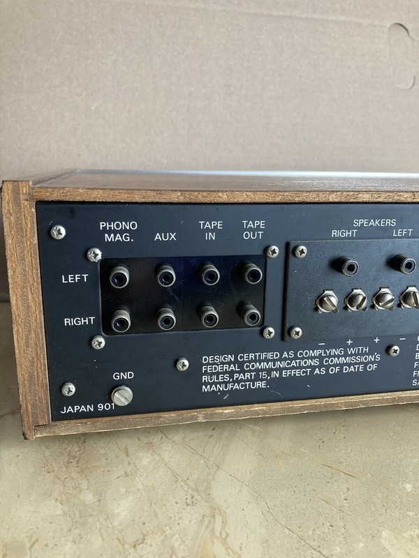 Realistic MODEL STA-18 FM-AM RECEIVER Japan 901 tested Working. gallery