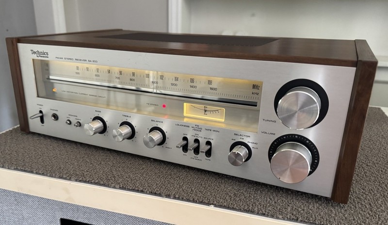 Technics SA-200 Stereo Receiver (Serviced) gallery