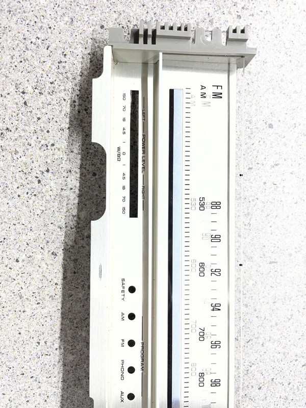 Technics SA 600 Radio Plate And Glass And Tuner Nettle And VU Meters Both gallery