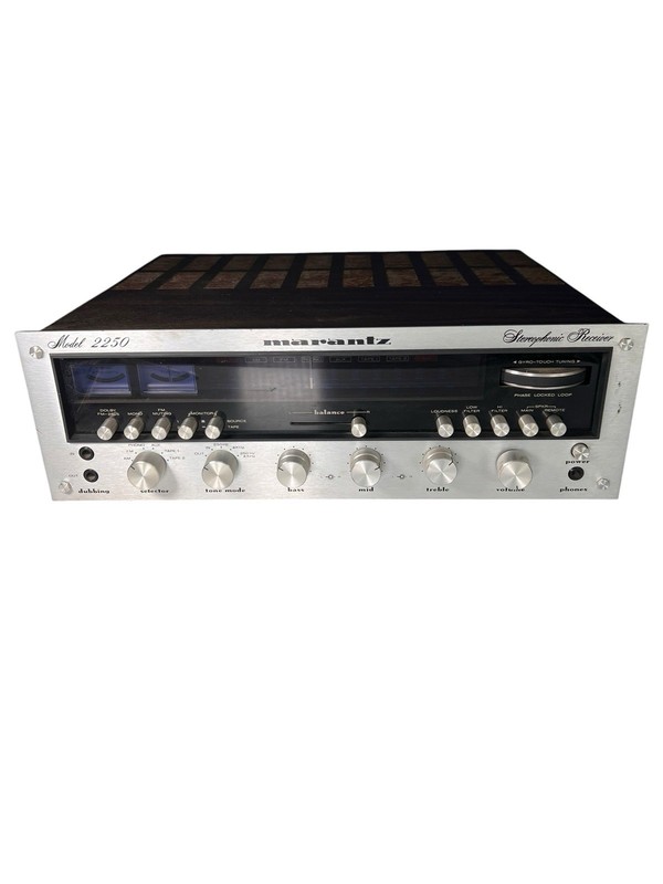 Vintage Marantz 2250 Stereo Receiver – Tested & Fully Functional / Warm Sound gallery