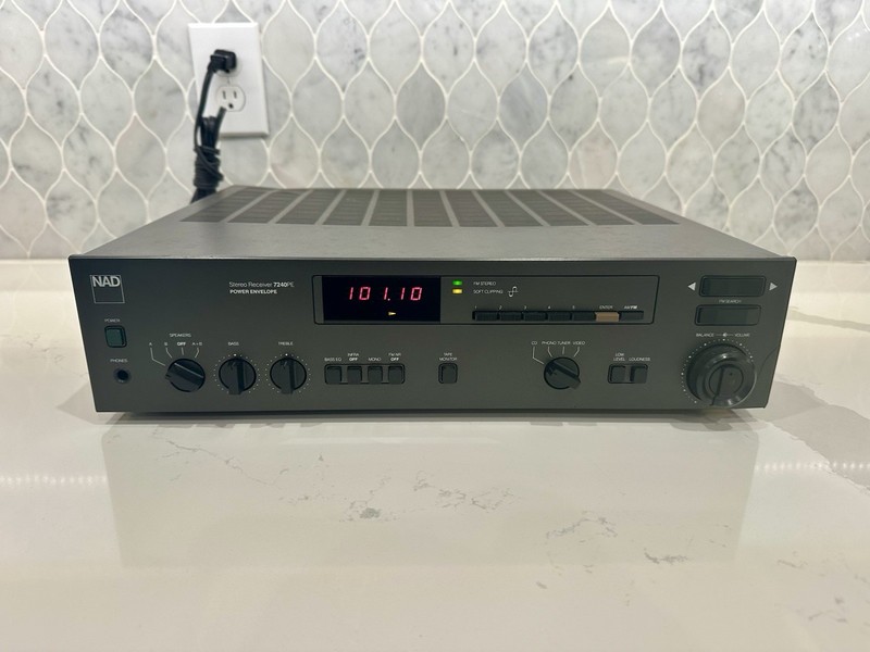 NAD 7240PE Receiver