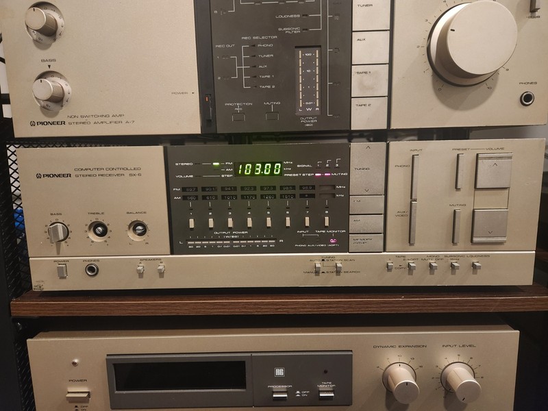 Pioneer SX-6 Communication Series Champagne Receiver With AM/FM Antenna