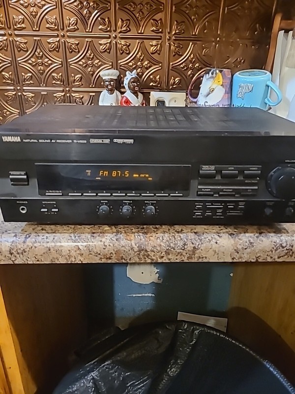 vintage YAMAHA natural sound stereo AV receiver R-V503 UNTESTED