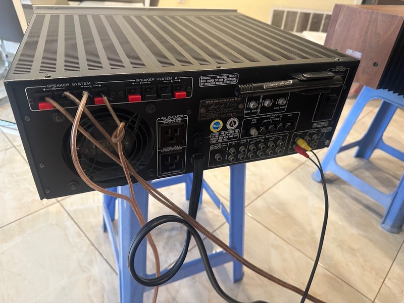 Marantz 2500 Vintage Stereophonic Receiver gallery