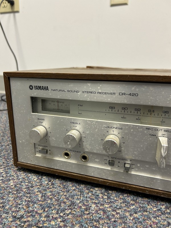 Yamaha CR-420 AM/FM Stereo Receiver gallery