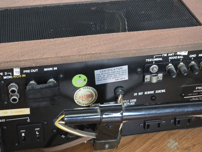 Vintage Pioneer Receiver SX-727 Stereo 1970s Collectible | Needs Service Read gallery