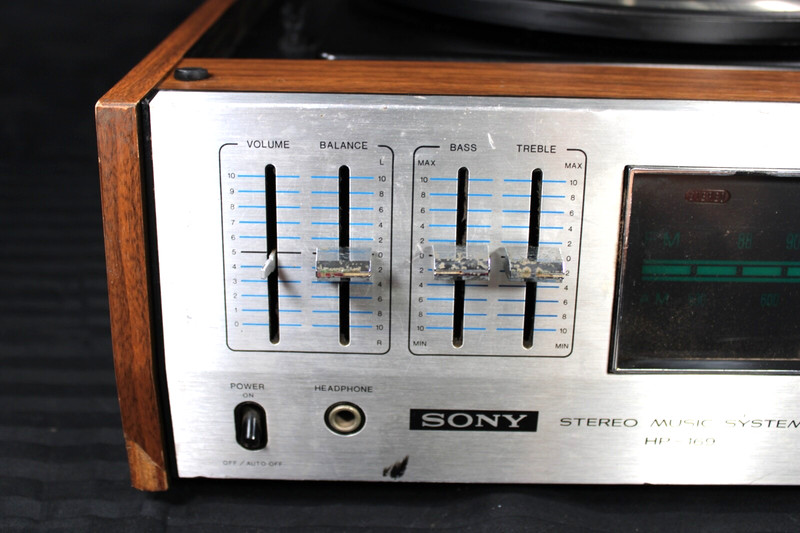 Vintage Sony HP-169 STEREO AM FM RECEIVER W/ TURNTABLE & CASSETTE - PARTS REPA gallery