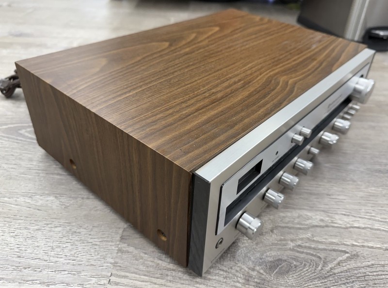 Kenwood KR-2600 AM/FM Stereo Receiver 2 Channel gallery
