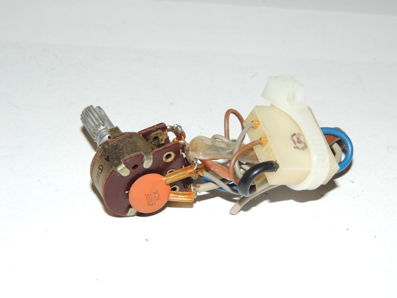 Sansui QRX-9001 Play/Cal Voume Control Rotary Switch 1015210 gallery