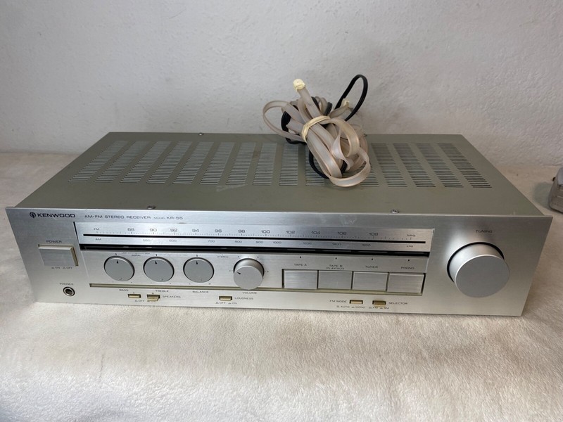 Vintage Kenwood AM-FM Stereo Receiver Model KR-55 Silver Tested Working