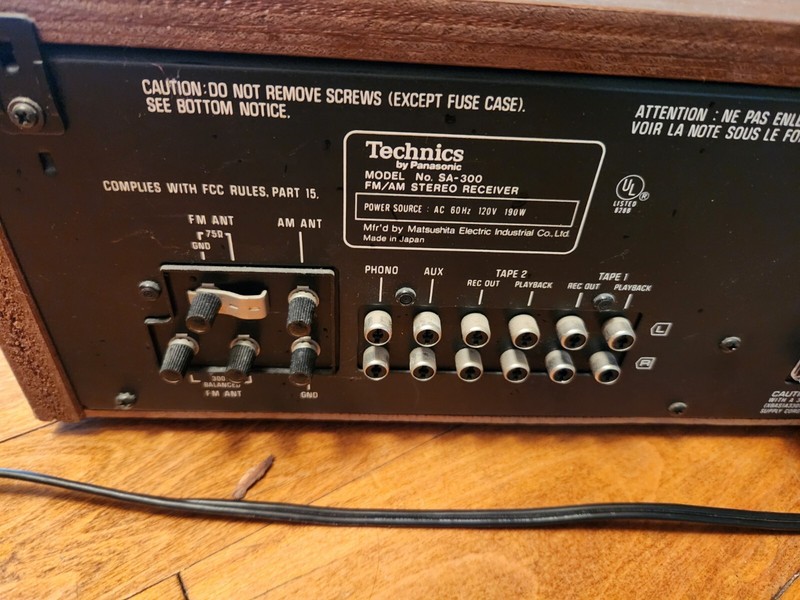 Technics SA-300 FM/AM Receiver Classic Silver Faced Read!! gallery