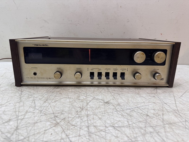 Realistic AM/FM Radio Stereo Receiver STA-18B Wood Grain 31-2049 Parts Repair