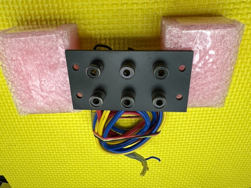 Kenwood KR-5400 Receiver, Input Jacks with Screws, Fast Tracked Shipping