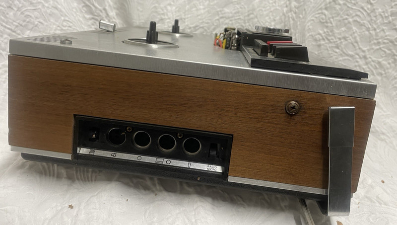 Telefunken Reel to Reel Vintage Not Working For Parts Made in Japan gallery