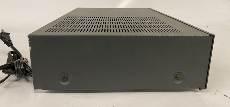 Vintage NAD 712 Integrated Stereo AM/FM Stereo Receiver *READ* gallery