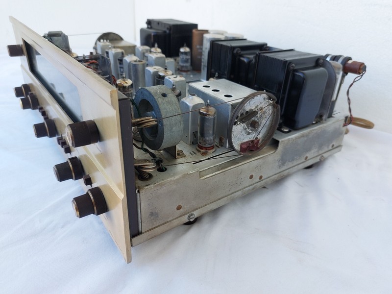 Vintage Fisher 800B Stereo Receiver in Very Good condition - all original gallery